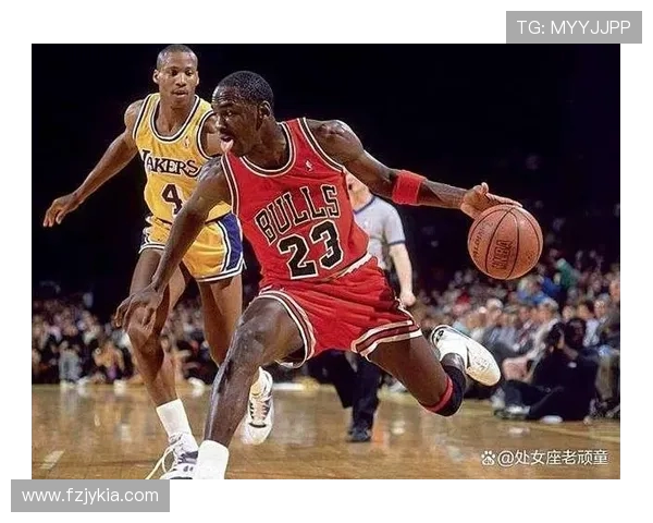 乔丹克拉克森的篮球传奇之路与个人成长故事探讨